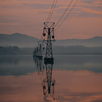 Floating Transmission Power Tower   for export Electricity ,  Connection to Global network
